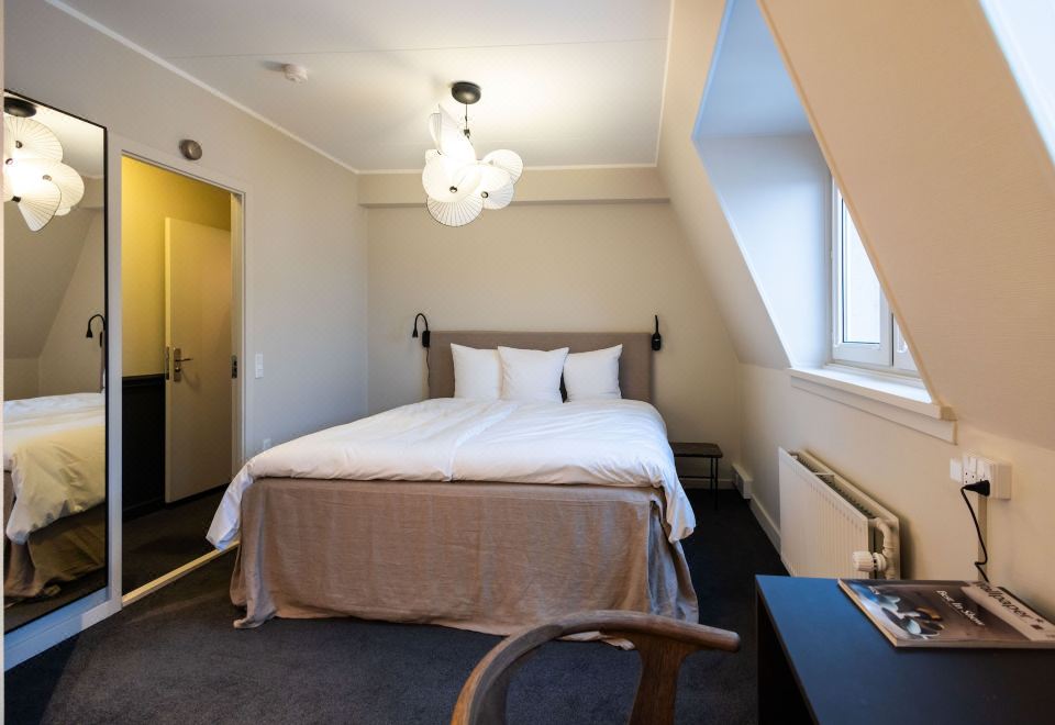 Hotel Maritime